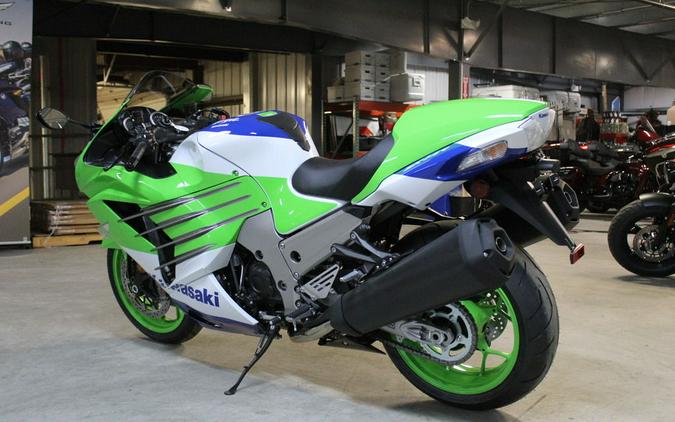 2024 Kawasaki Ninja® ZX™-14R 40th Anniversary Edition ABS