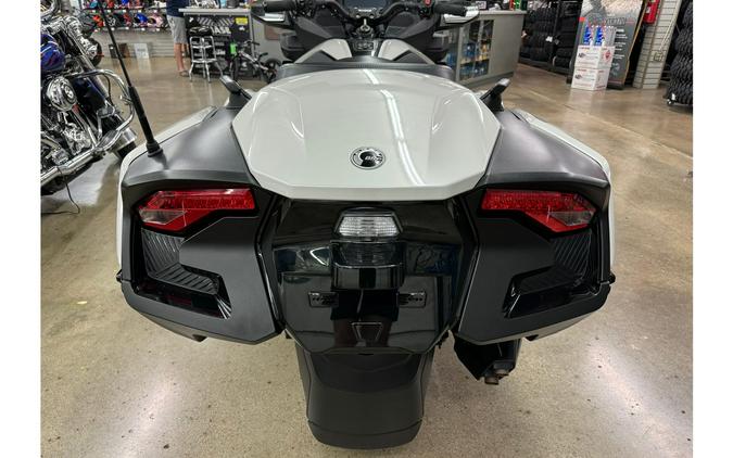 2021 Can-Am SPYDER RT