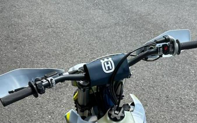 2025 Husqvarna® FX 350