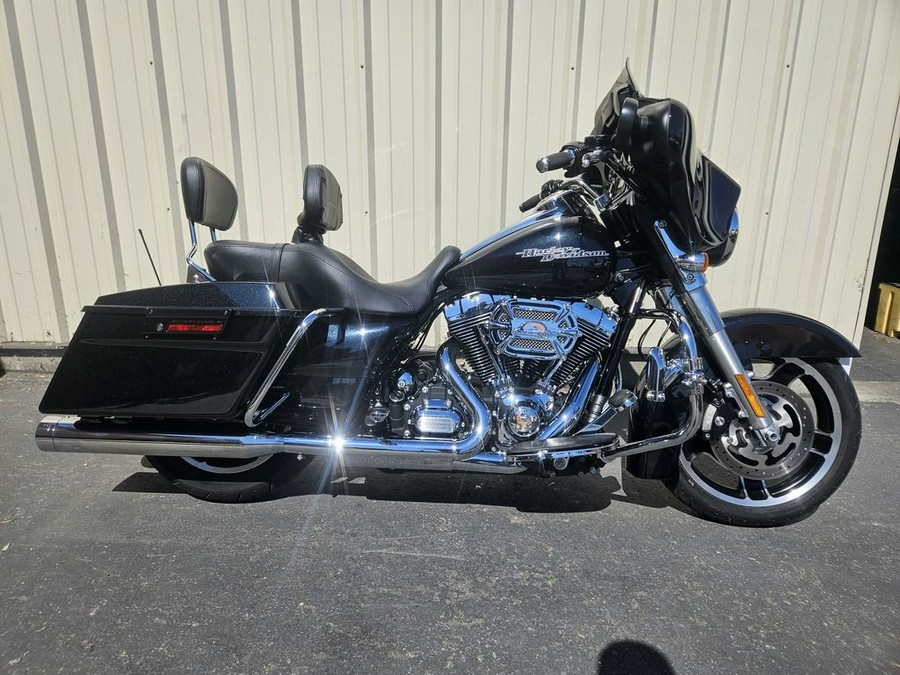 2013 Harley-Davidson® FLHX - Street Glide®