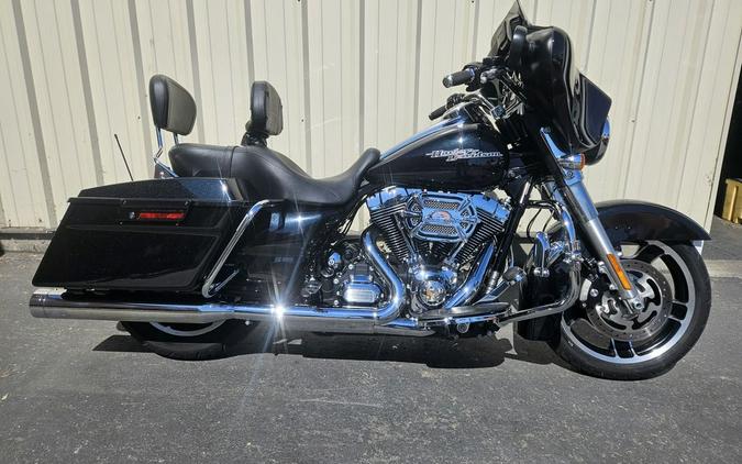 2013 Harley-Davidson® FLHX - Street Glide®