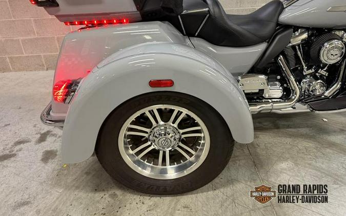2024 Harley-Davidson® FLHTCUTG - Tri Glide® Ultra