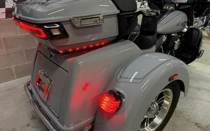 2024 Harley-Davidson® FLHTCUTG - Tri Glide® Ultra
