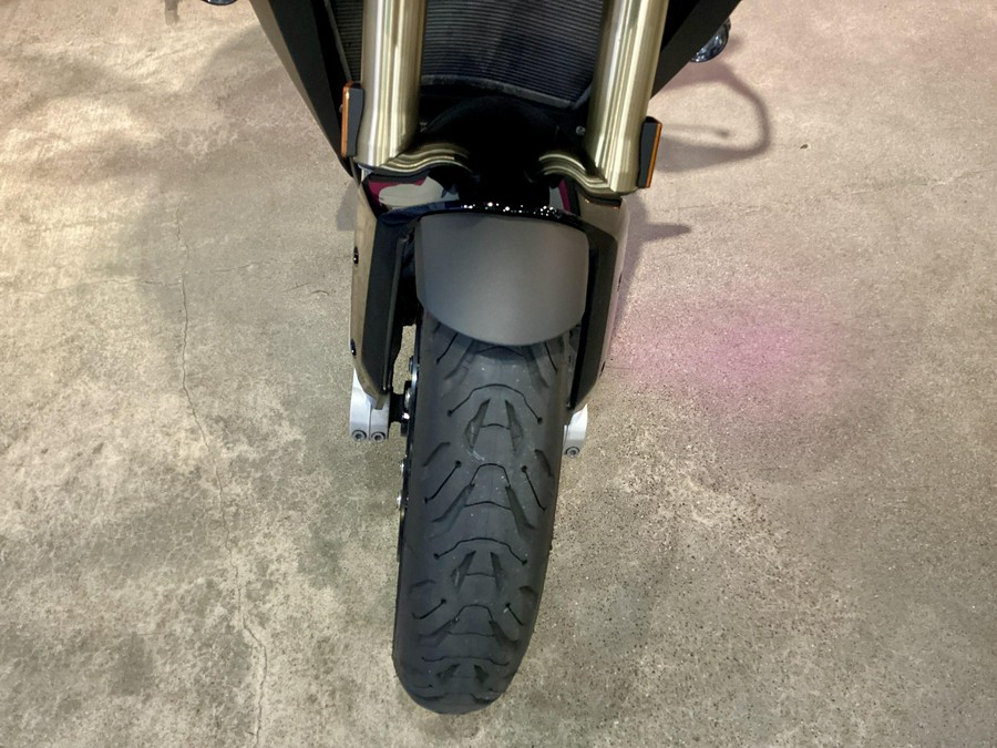 2026 BMW S 1000 XR
