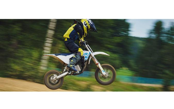 2023 Husqvarna Motorcycles EE 5