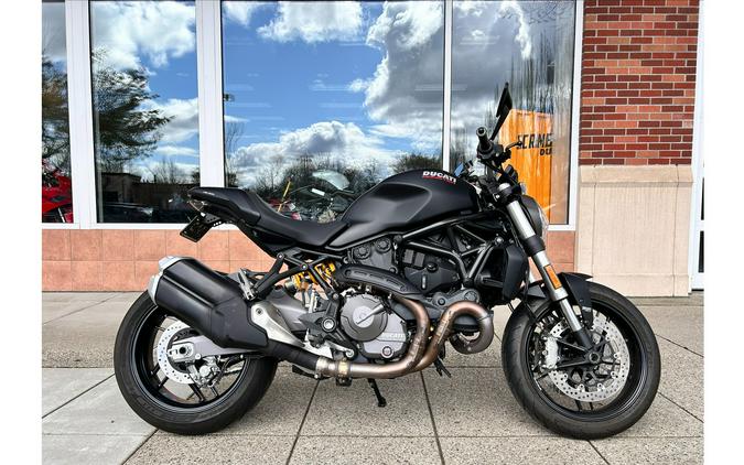 2018 Ducati Monster 821: MD Ride Review (Bike Reports) (News)
