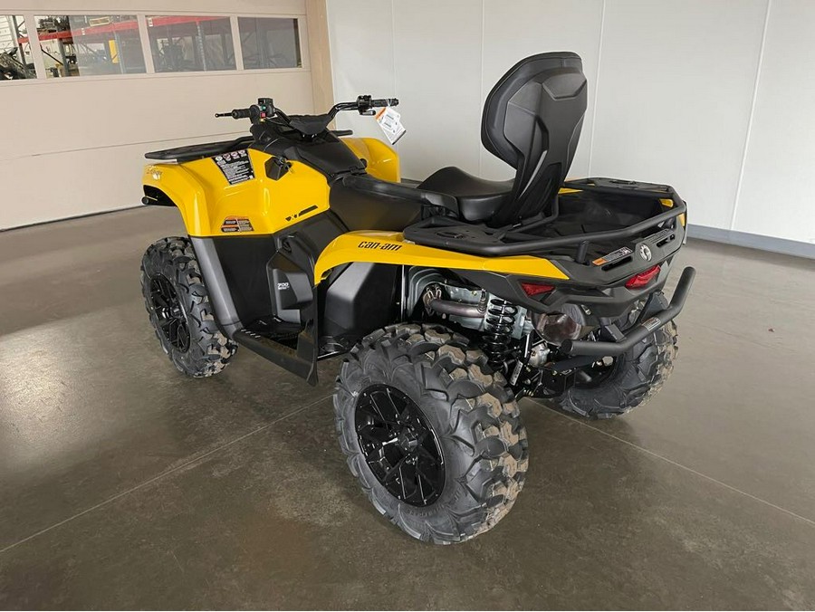 2024 Can-Am Outlander MAX XT 700