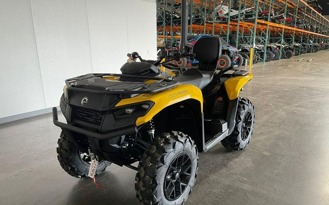 2024 Can-Am Outlander MAX XT 700