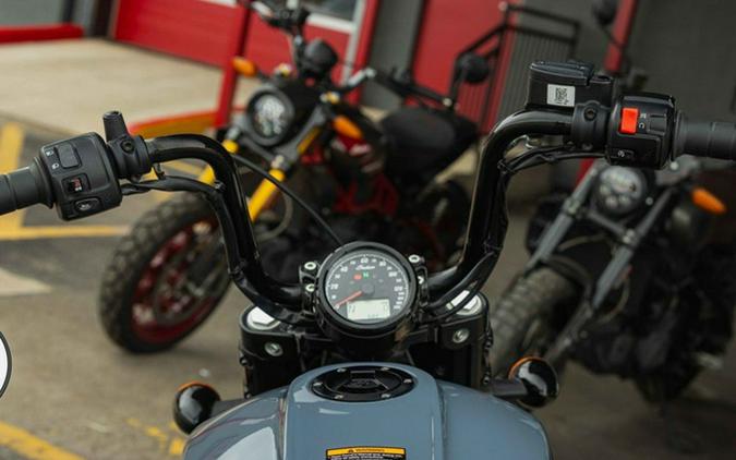 2022 Indian Scout Bobber Twenty ABS Stealth Gray