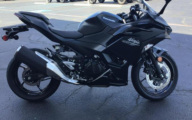2027 KAWASAKI NINJA 500 ABS