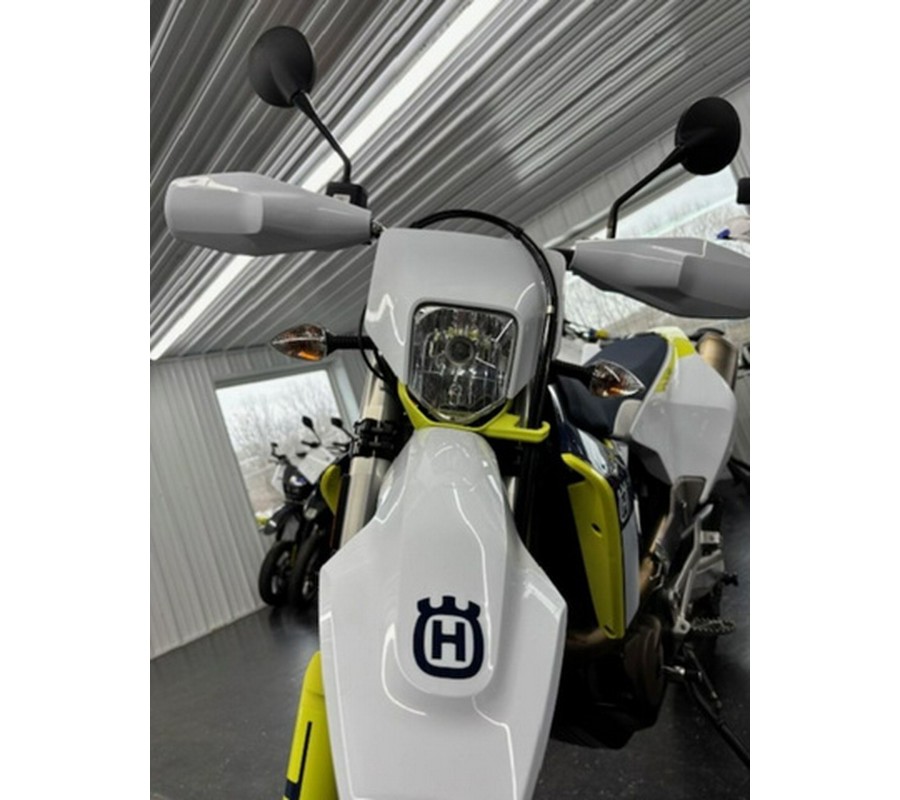 2024 Husqvarna Enduro 701