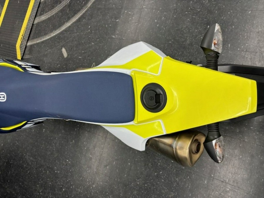 2024 Husqvarna Enduro 701