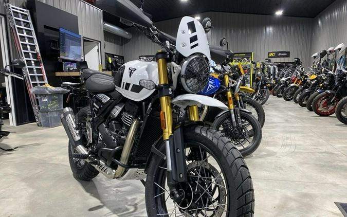 2026 Triumph Scrambler 400 XC