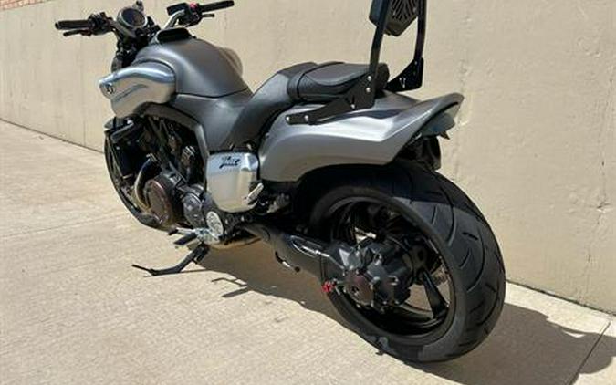 2014 Yamaha VMAX