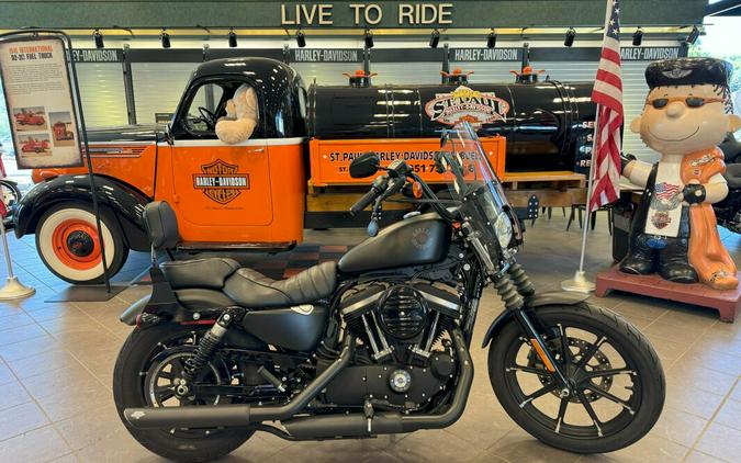 2022 Harley-Davidson Iron 883 Review [Air-Cooled Sportster]