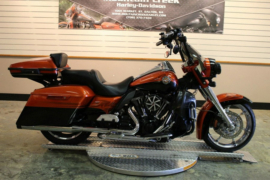 2014 Harley-Davidson FLHRSE - CVO Road King