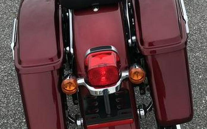 2016 Harley-Davidson® FLD - Dyna® Switchback™