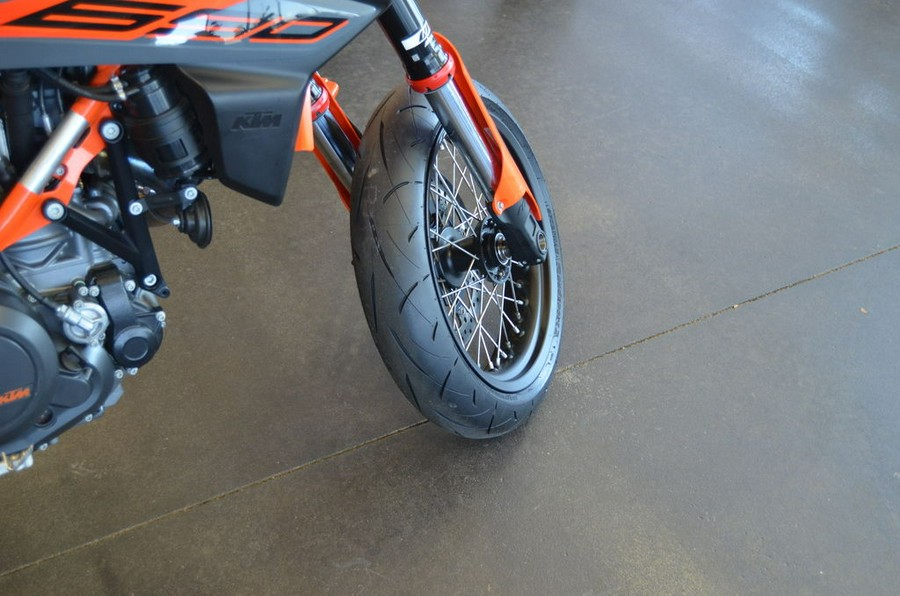 2021 KTM 690 SMC R