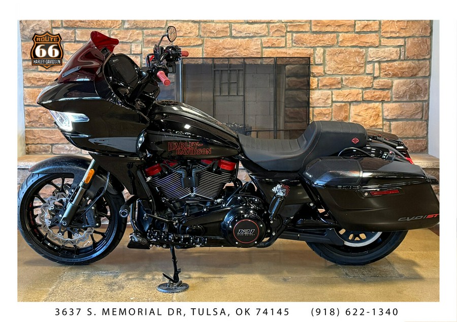 2024 Harley-Davidson® CVO™ Road Glide® ST Raven Metallic