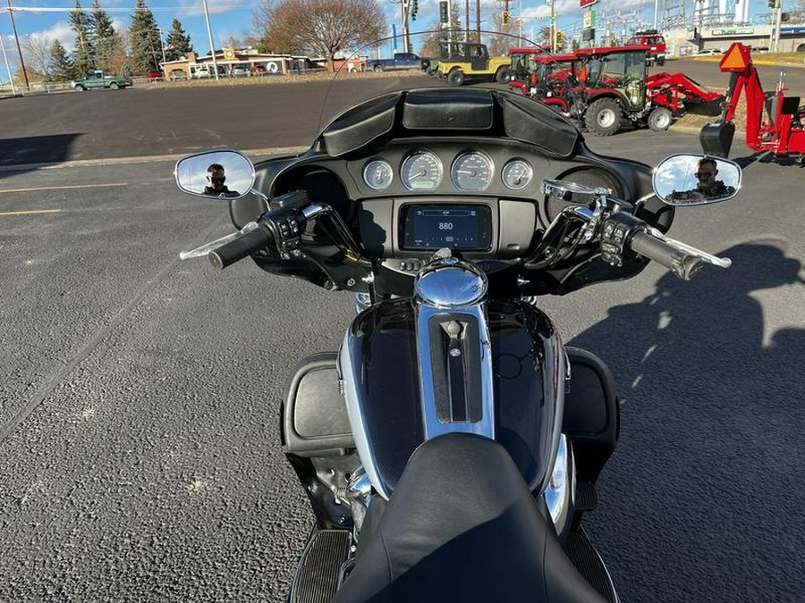 2019 Harley-Davidson® FLHTCUTG - Tri Glide® Ultra