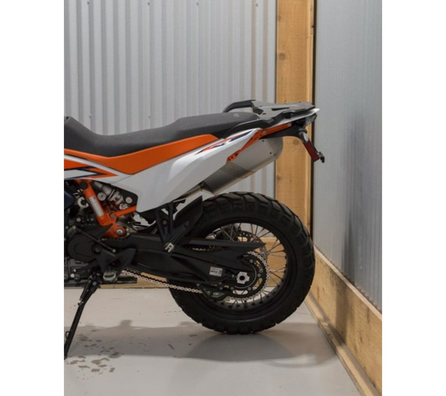2024 KTM Adventure 890 R