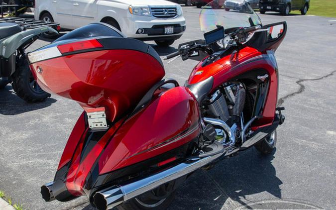 2013 Victory Motorcycles Vision Tour Sunset Red & Black W/ Black Carbon Gr
