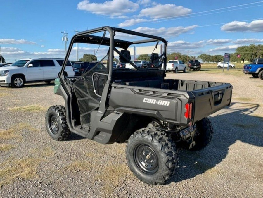 2026 Can-Am Defender HD7