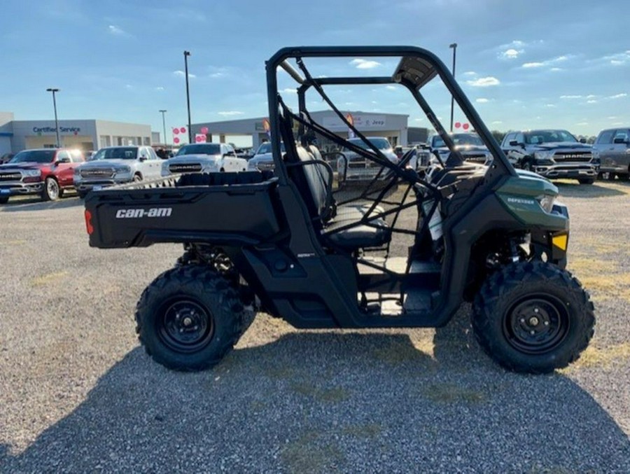 2026 Can-Am Defender HD7