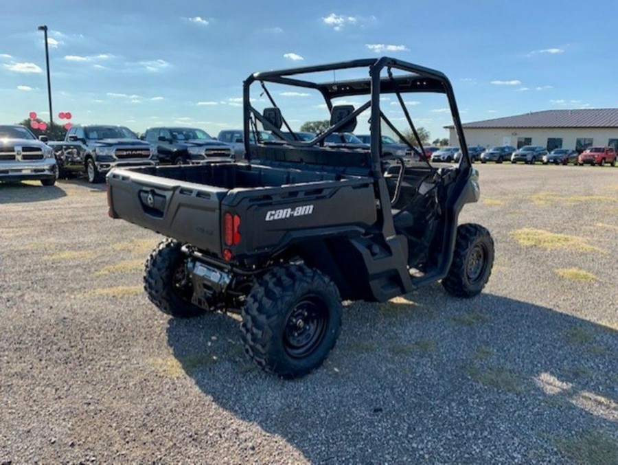 2026 Can-Am Defender HD7