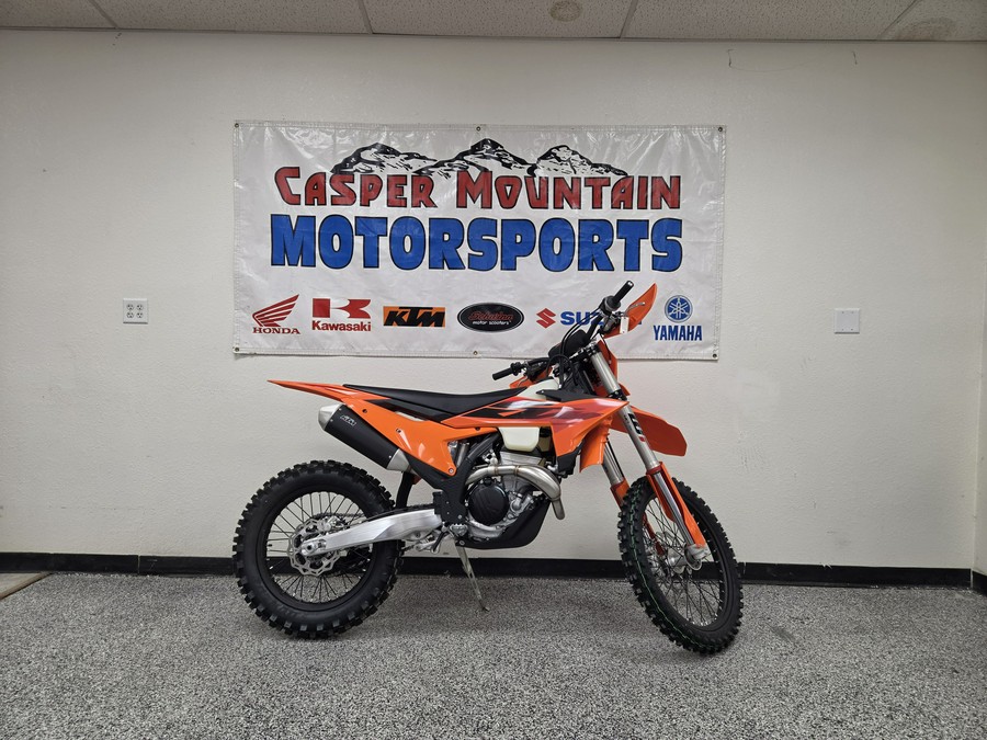 2027 KTM 350 XC F - KT8416