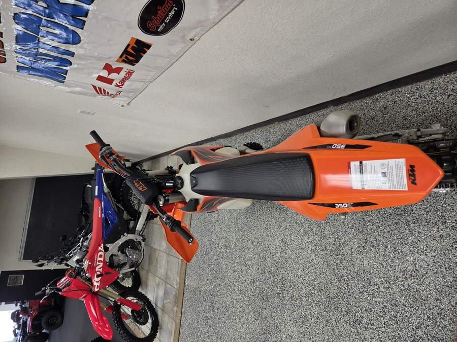 2027 KTM 350 XC F - KT8416