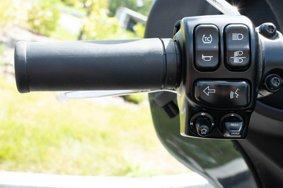 2023 Harley-Davidson Tri Glide Ultra FLHTCUTG