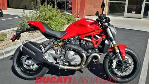 2020 Ducati Monster 821 Stealth Review (15 Fast Facts)