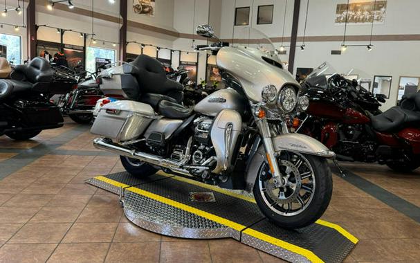 2018 Harley-Davidson® FLHTCU - Electra Glide® Ultra Classic®