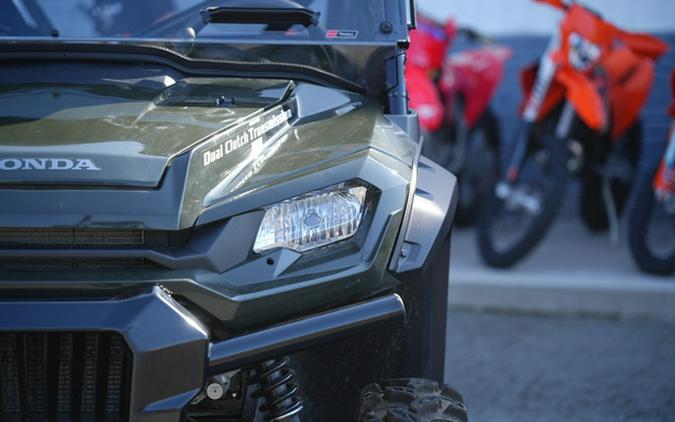 2025 Honda Pioneer 1000-6 Crew Deluxe
