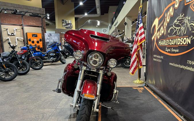 2016 Harley-Davidson® Ultra Limited Two-Tone Mysterious Red Sunglo/Velocity Red Sunglo