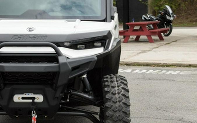2026 Can-Am Defender MAX Limited HD11