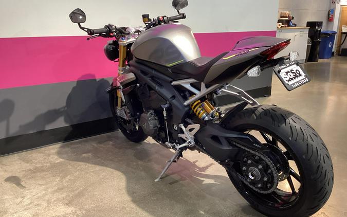 2022 Triumph Speed Triple 1200RS