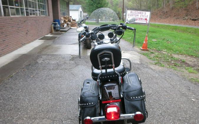 2011 Harley-Davidson® FLSTC Heritage Softail® Classic