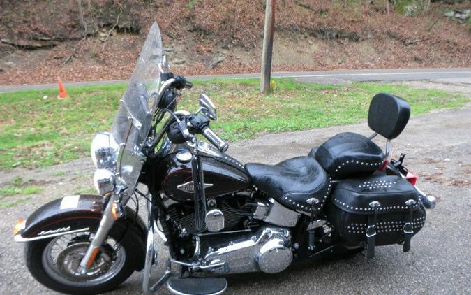 2011 Harley-Davidson® FLSTC Heritage Softail® Classic