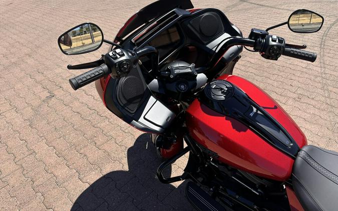 FLTRX 2025 Road Glide™