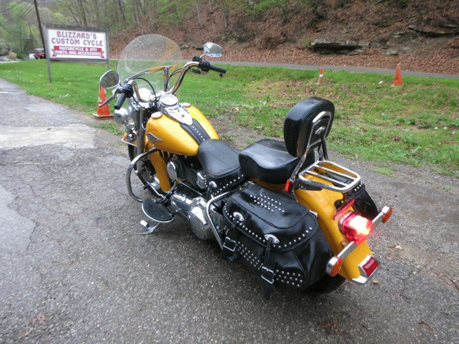 2011 Harley-Davidson® FLSTC Heritage Softail® Classic