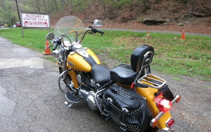 2011 Harley-Davidson® FLSTC Heritage Softail® Classic