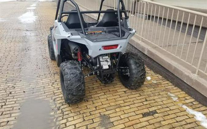 2024 Polaris RZR 200 EFI