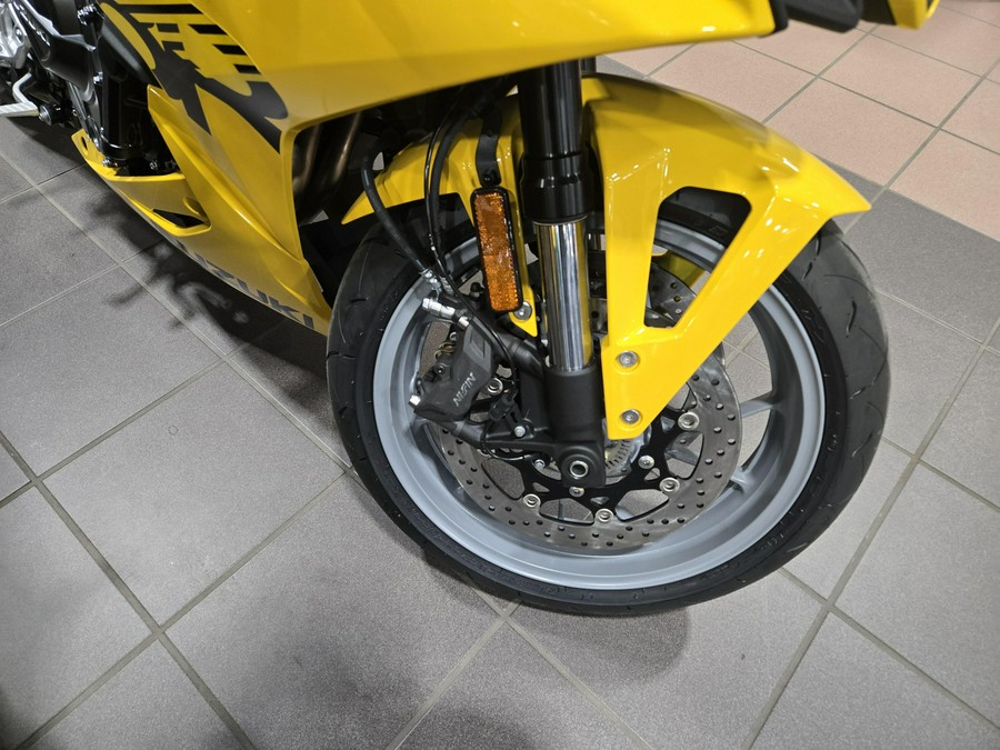 2025 SUZUKI GSX8R