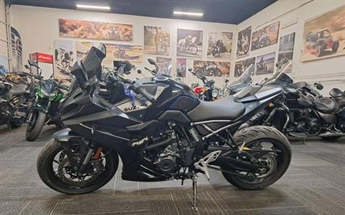 2025 Suzuki GSX-8R