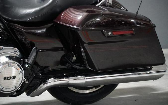 2014 Harley-Davidson® FLHXS - Street Glide® Special