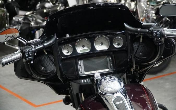 2014 Harley-Davidson® FLHXS - Street Glide® Special