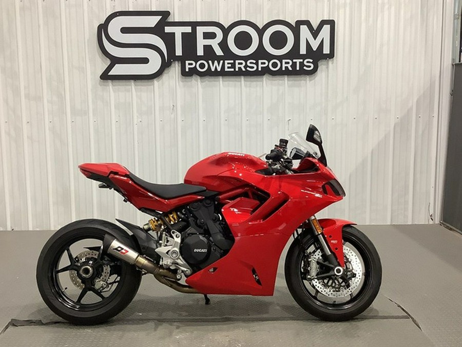 2022 Ducati Supersport