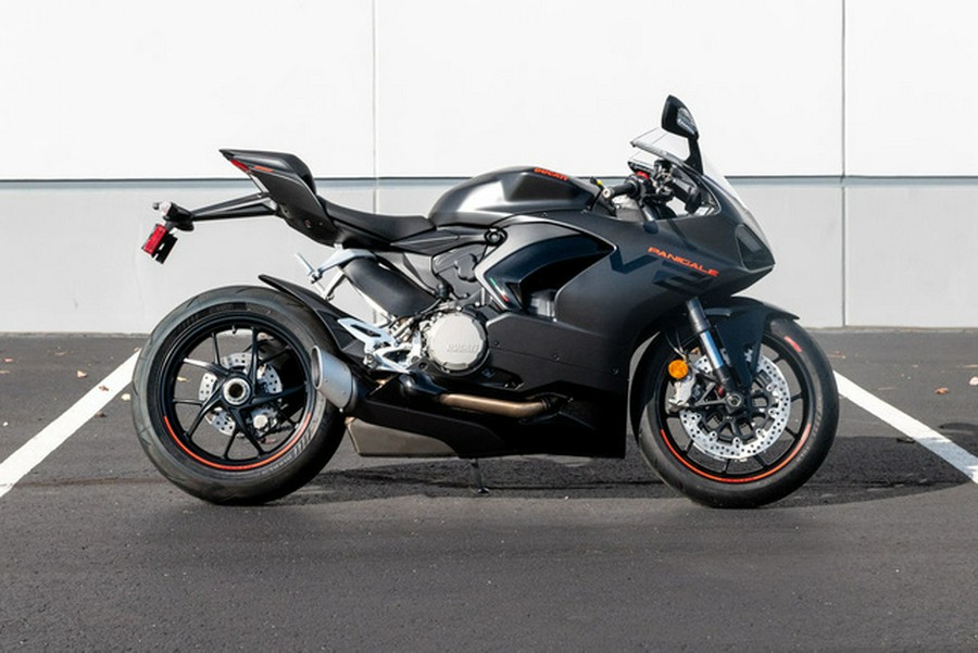 2024 Ducati Panigale V2 Black On Black